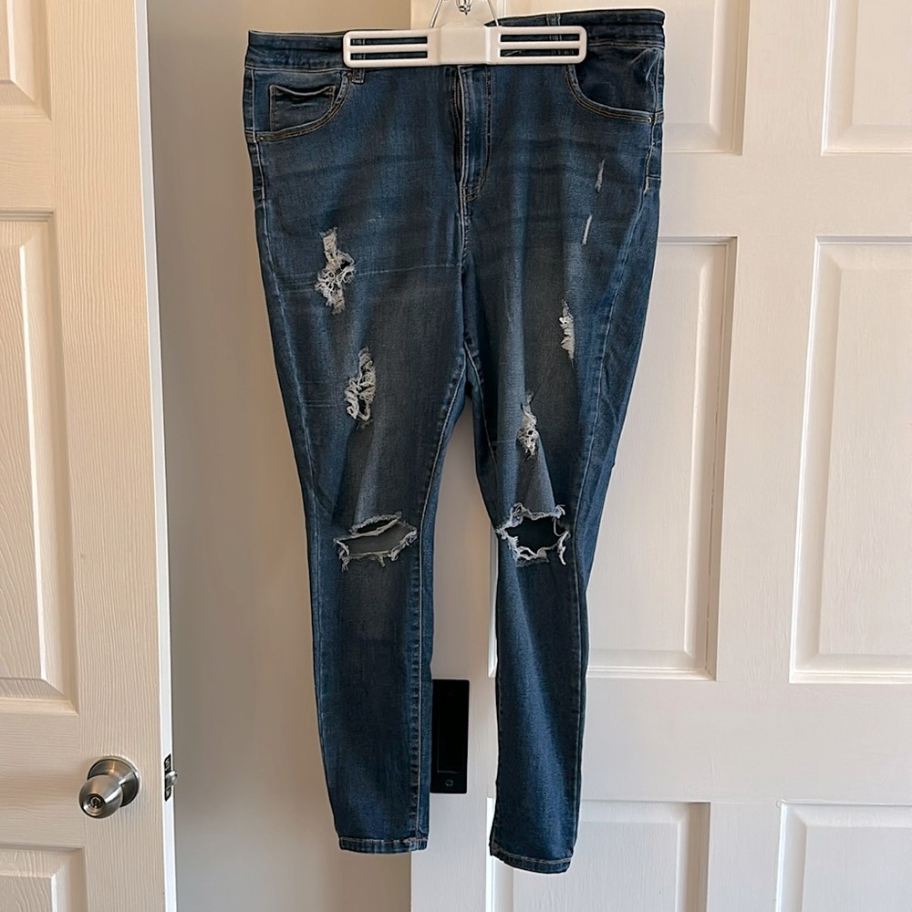 Distressed skinny jeans. Super stretchy and comfy